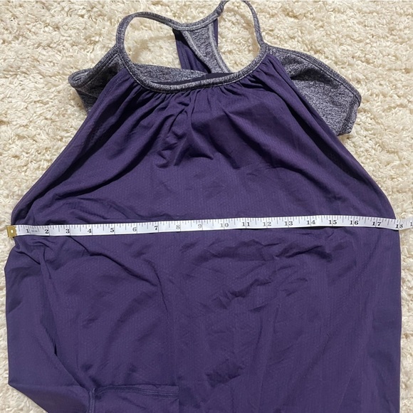 LULULEMON 2 in 1 Bra and tank size 8 - Picture 7 of 9